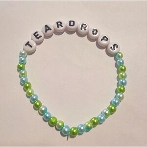 Taylor Swift Friendship Bracelet